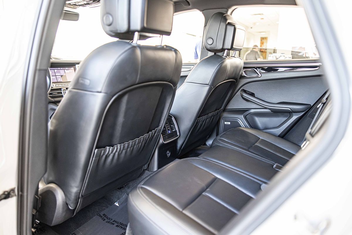 2021 Porsche Macan S photo 31