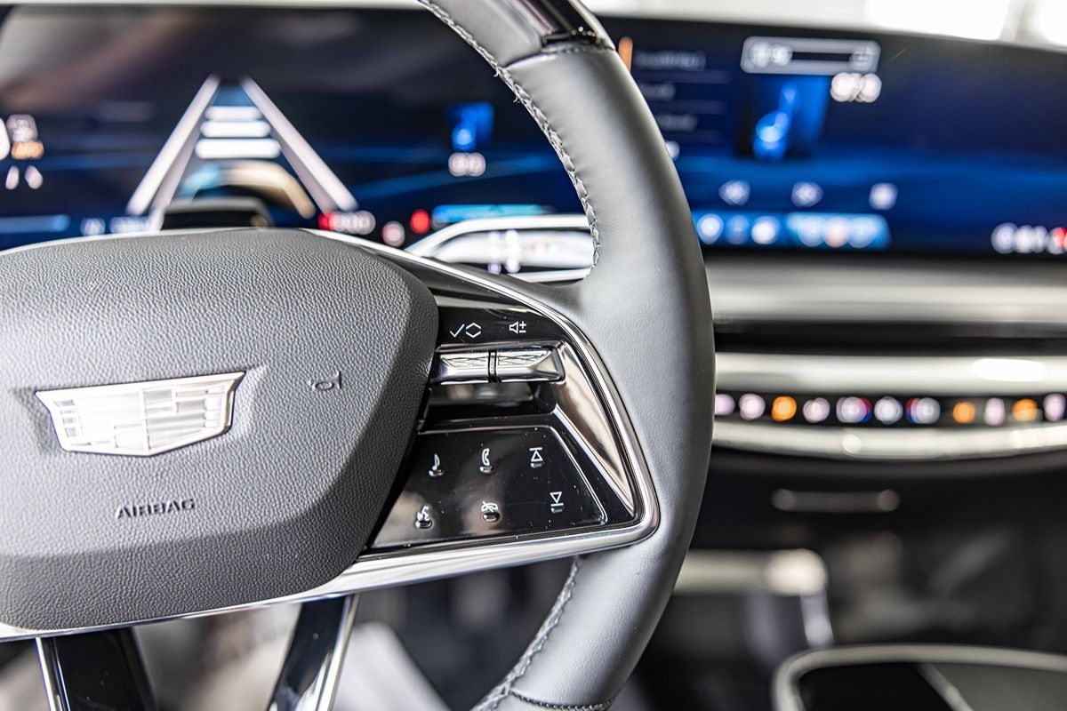 2024 Cadillac Lyriq Luxury photo 26