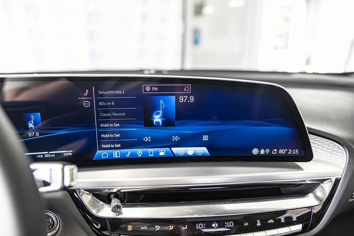 2024 Cadillac Lyriq Luxury photo 27