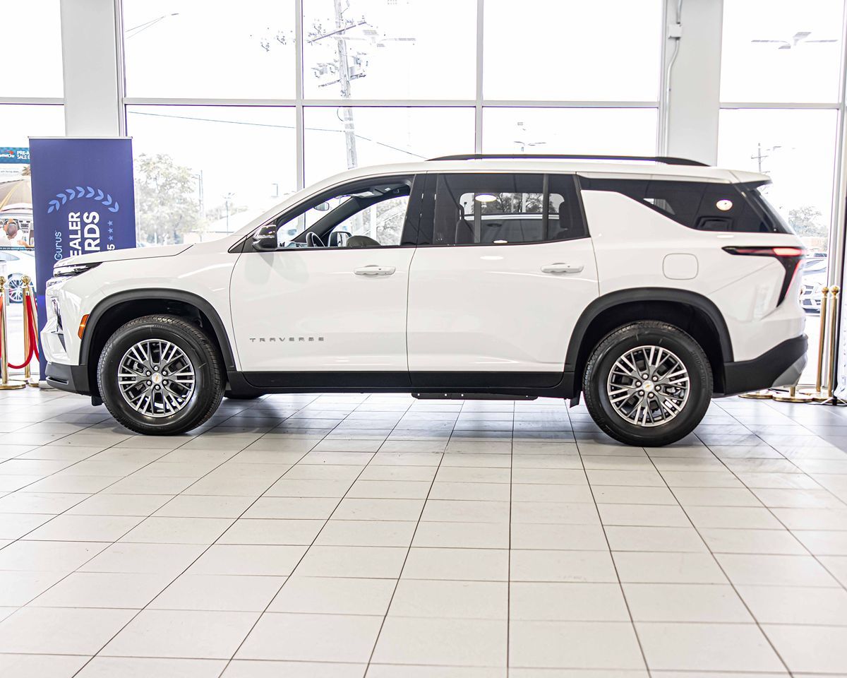 2025 CHEVROLET TRAVERSE - Image 8