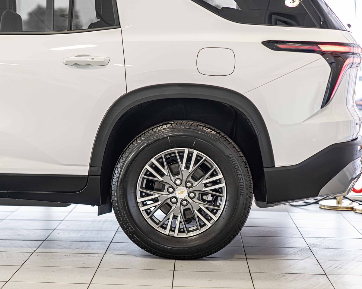 2025 CHEVROLET TRAVERSE - Image 9