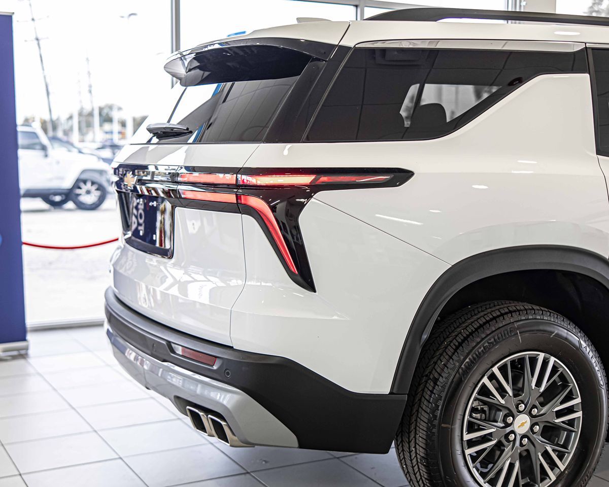 2025 CHEVROLET TRAVERSE - Image 14