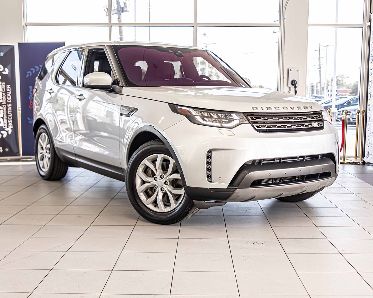 2020 Land Rover Discovery SE photo 4
