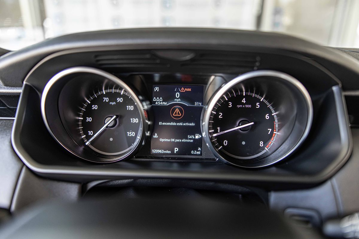 2020 Land Rover Discovery SE photo 18