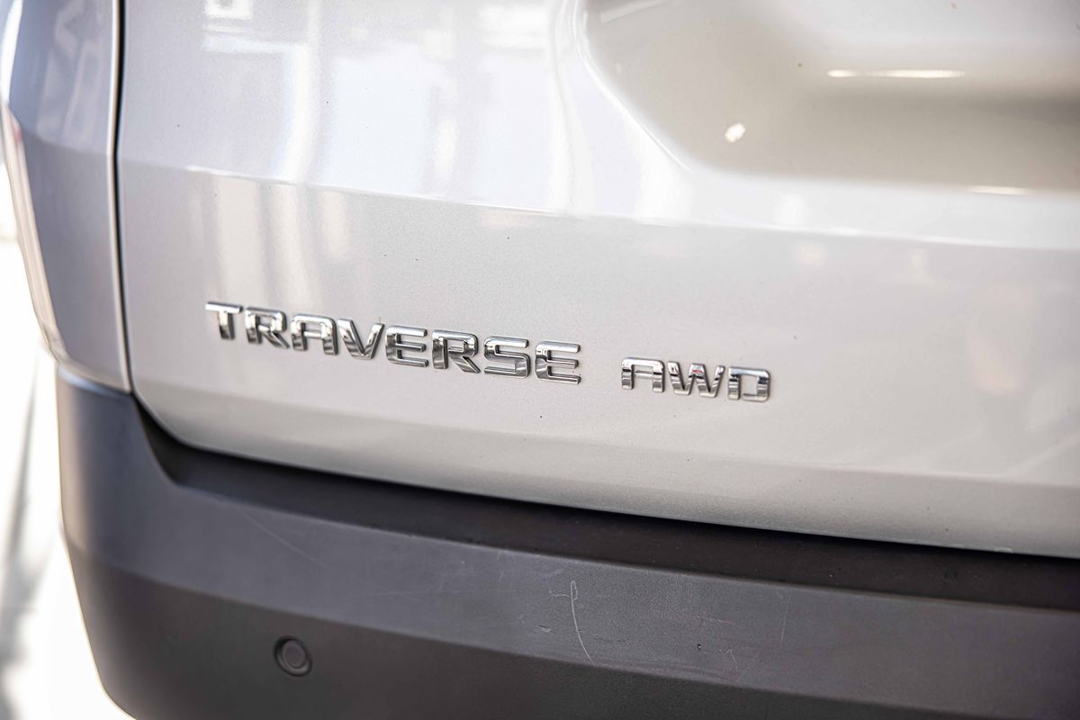 2021 CHEVROLET TRAVERSE - Image 17