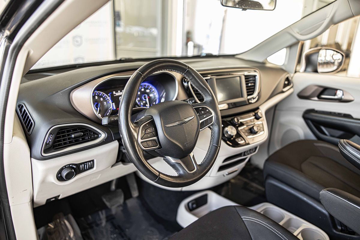 2022 CHRYSLER VOYAGER - Image 21