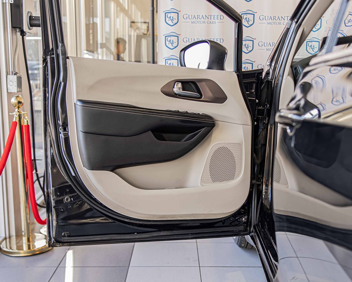 2022 CHRYSLER VOYAGER - Image 31