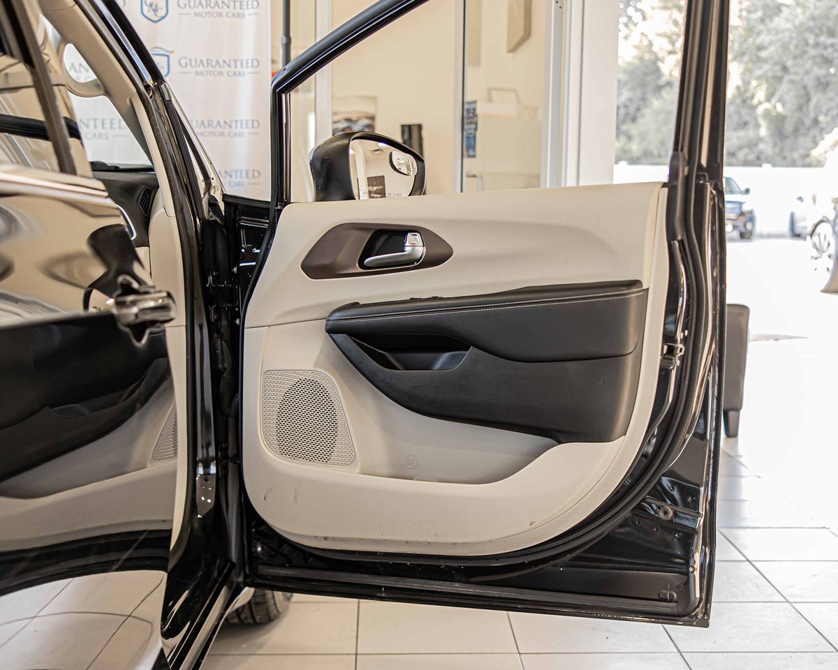 2022 CHRYSLER VOYAGER - Image 40