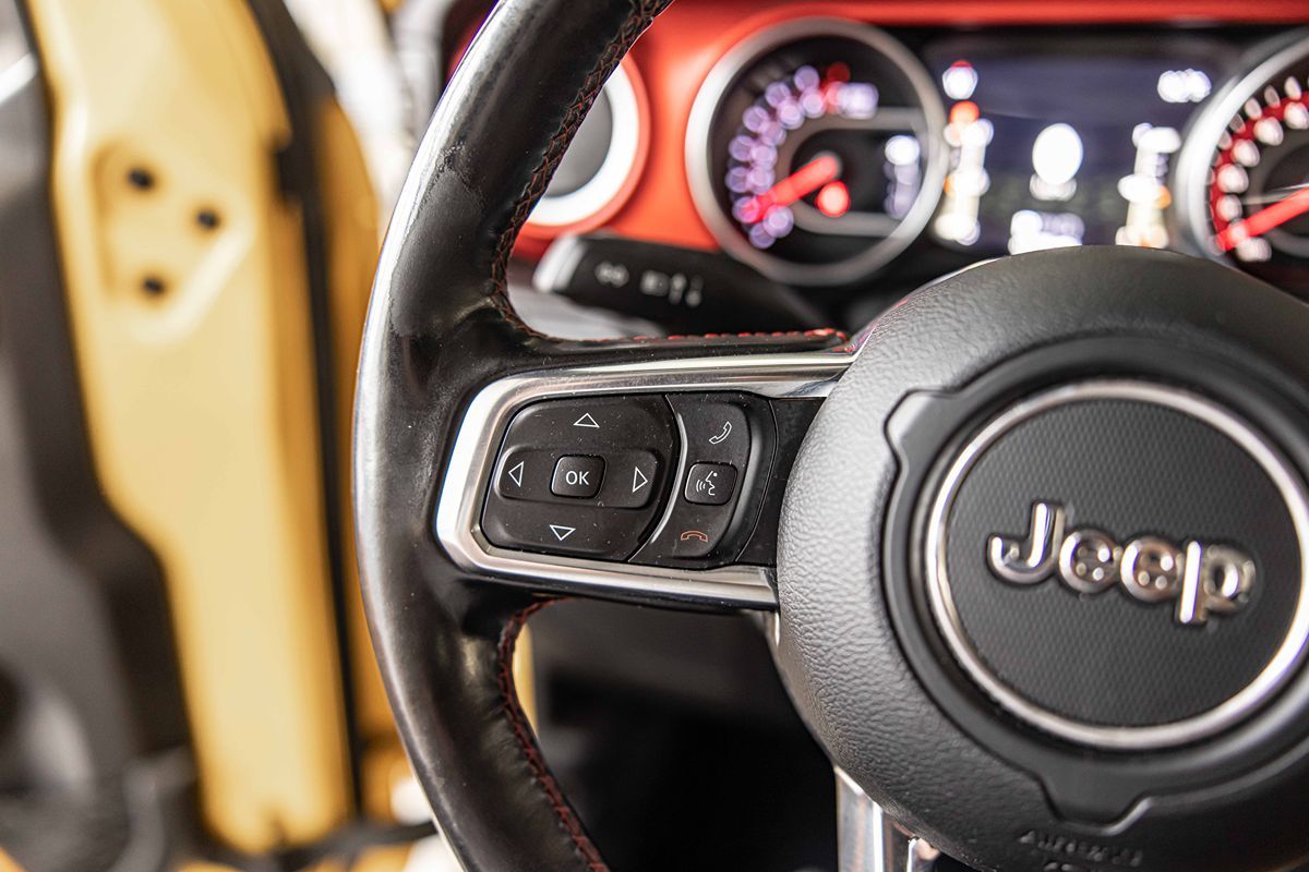 2020 JEEP WRANGLER - Image 24