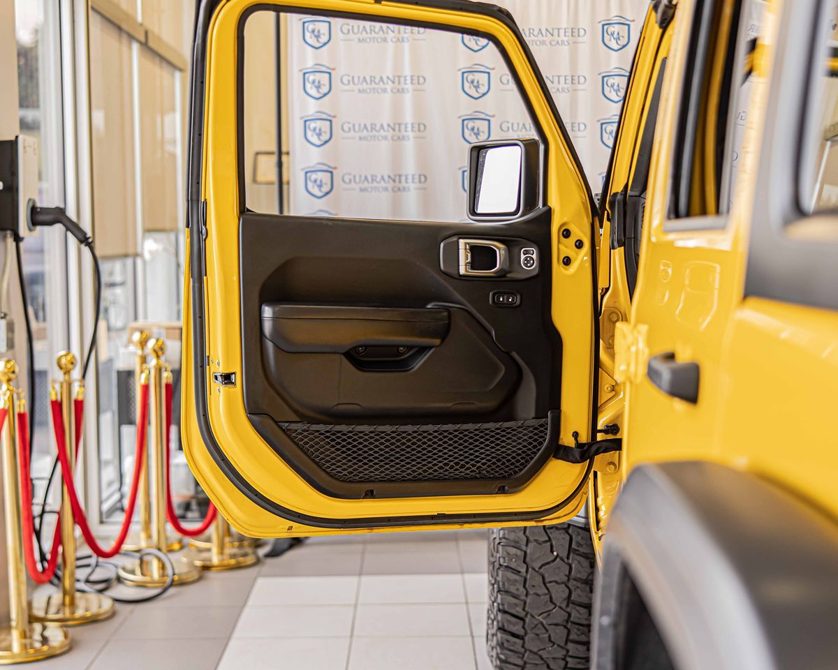 2020 JEEP WRANGLER - Image 31