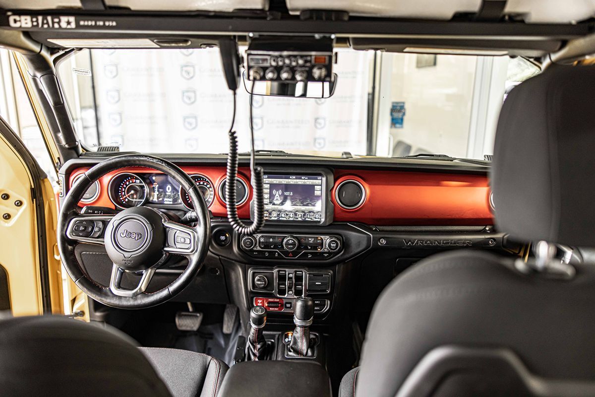 2020 JEEP WRANGLER - Image 35