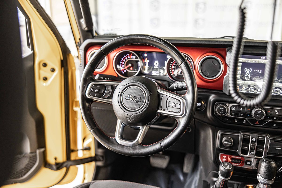 2020 JEEP WRANGLER - Image 36