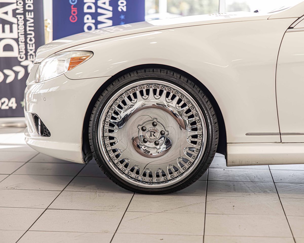 2010 Mercedes Benz CL 550 4MATIC photo 8