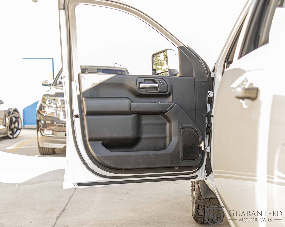 2022 CHEVROLET SILVERADO HD - Image 28