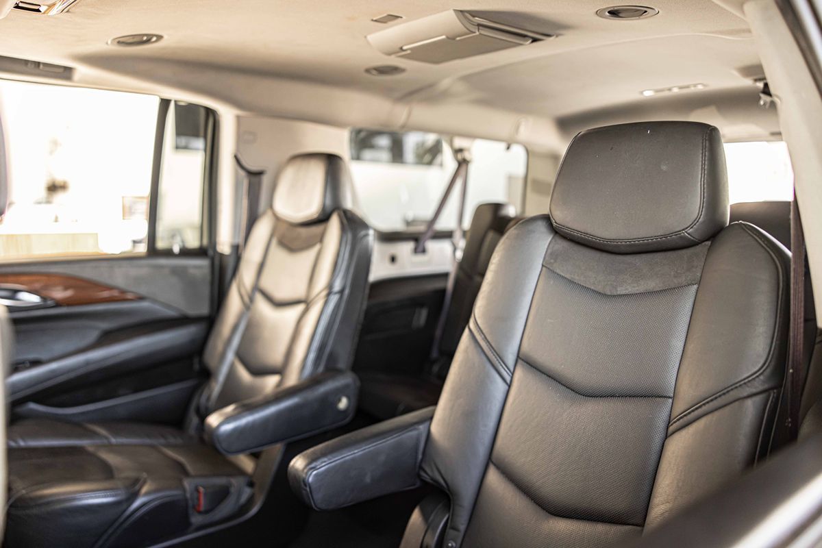 2016 CADILLAC ESCALADE - Image 34