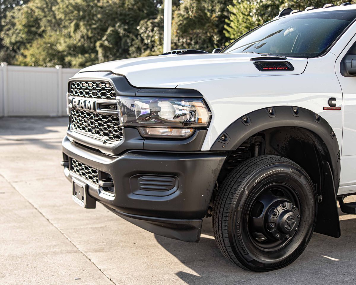 2024 Ram 3500 Tradesman photo 4
