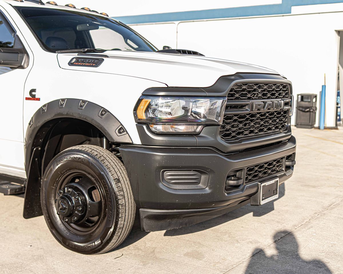 2024 Ram 3500 Tradesman photo 3