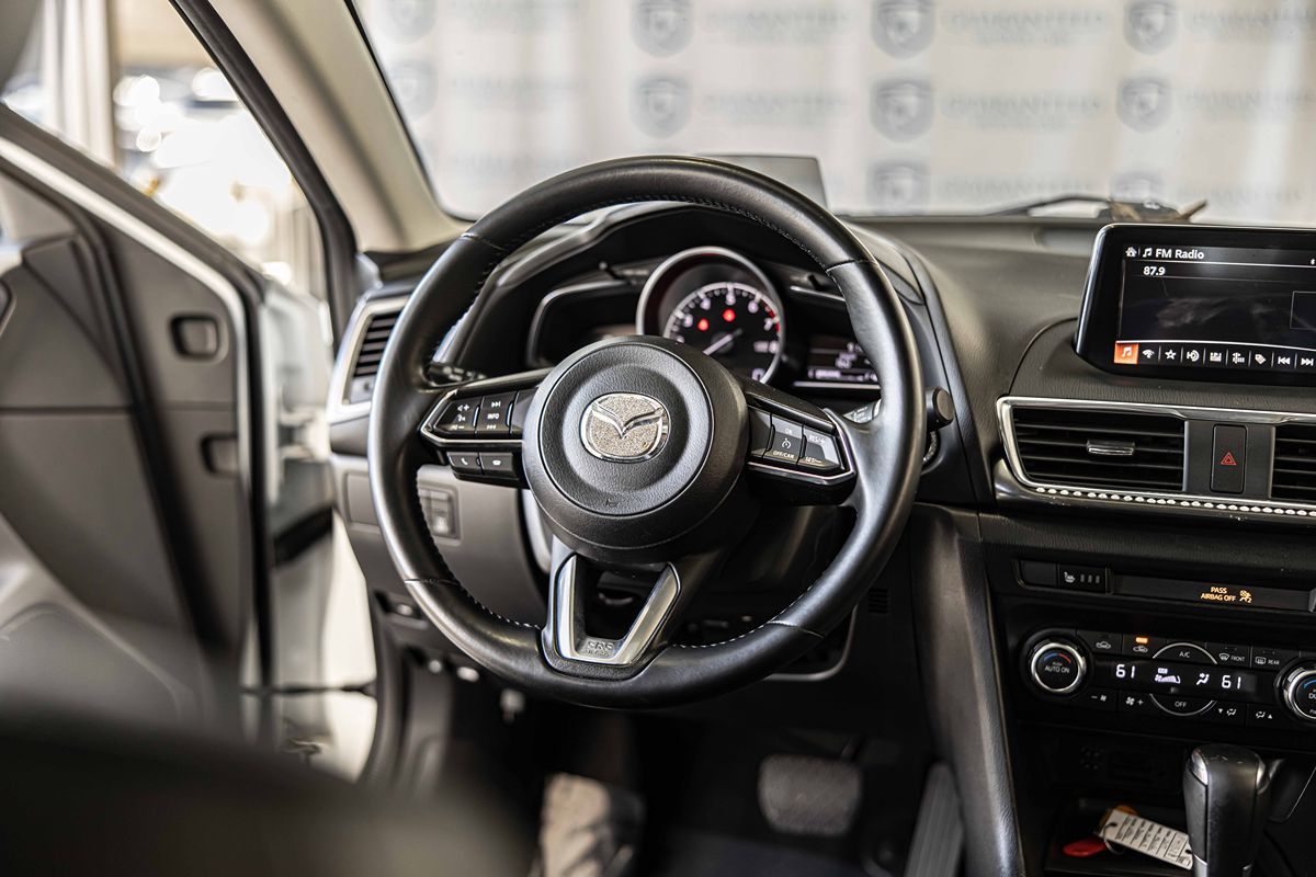 2017 MAZDA MAZDA3 - Image 35