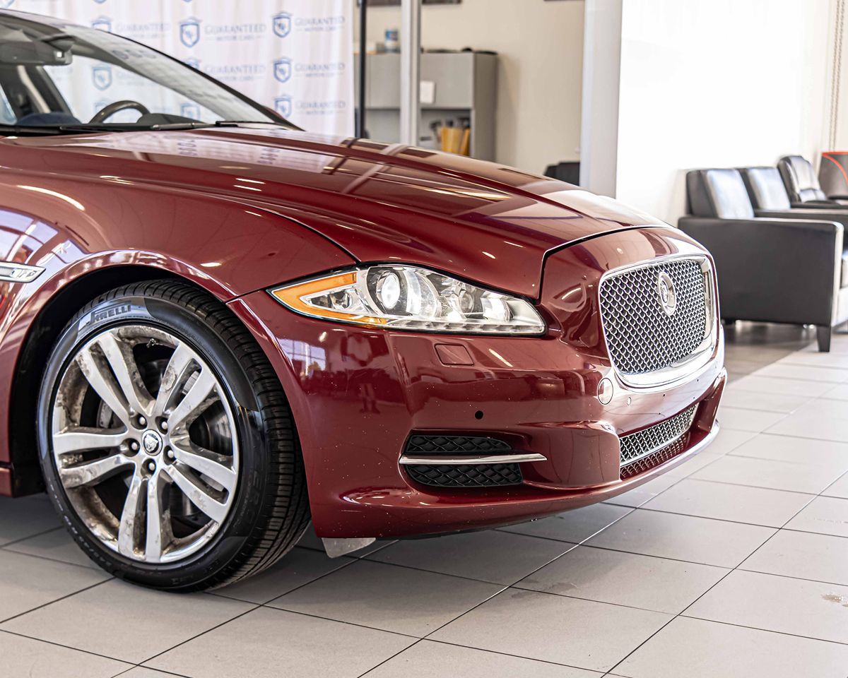 2013 Jaguar XJ XJL Portfolio photo 3