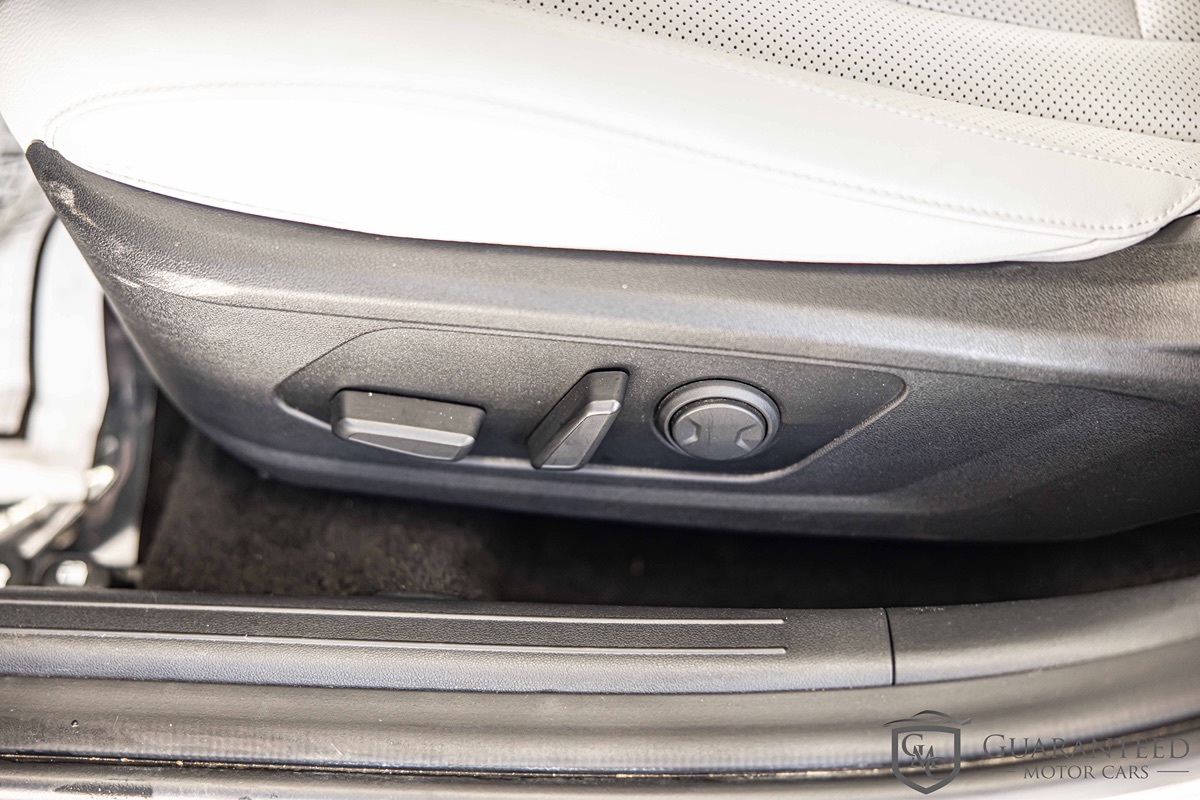 2024 HYUNDAI ELANTRA - Image 21