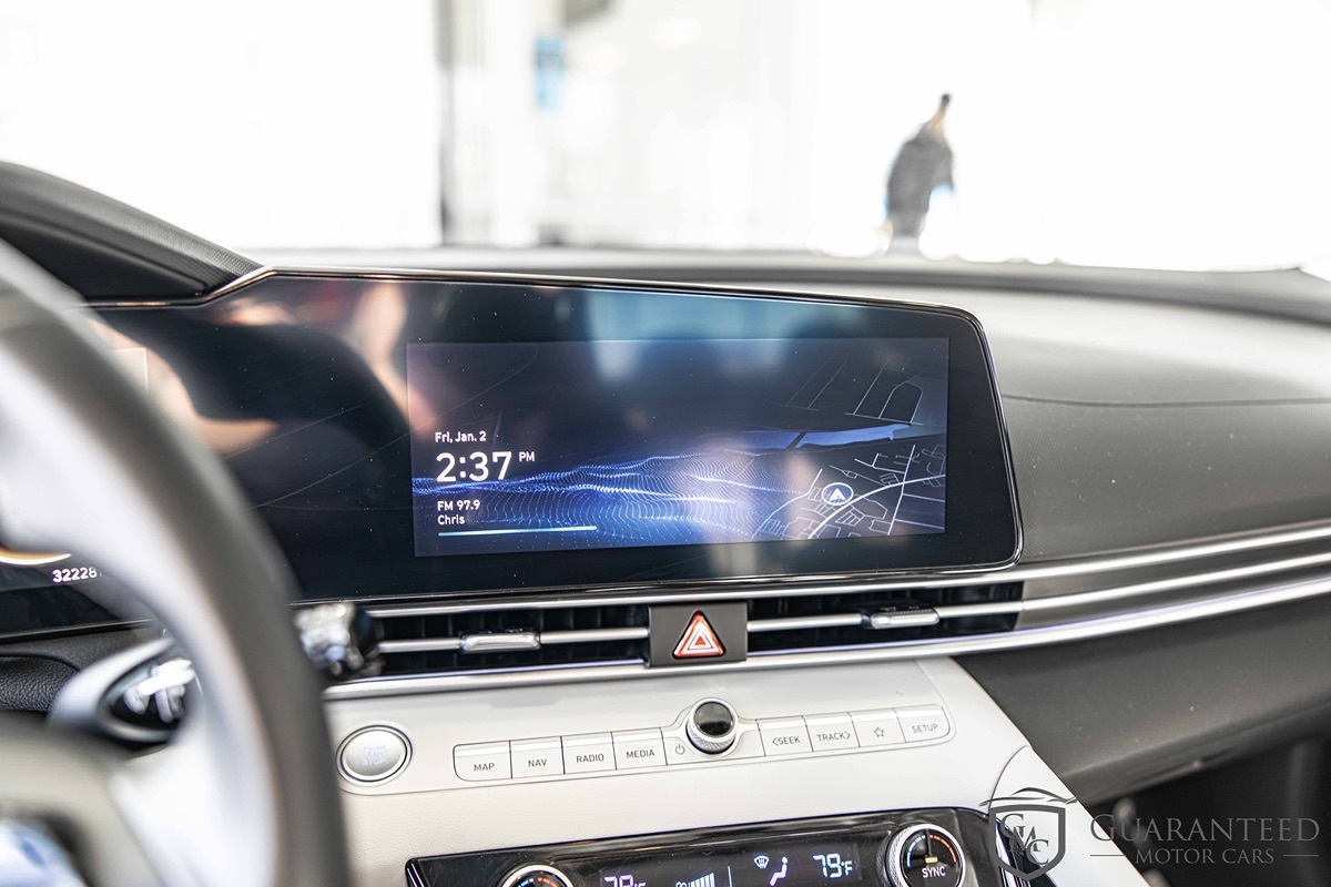 2024 HYUNDAI ELANTRA - Image 25