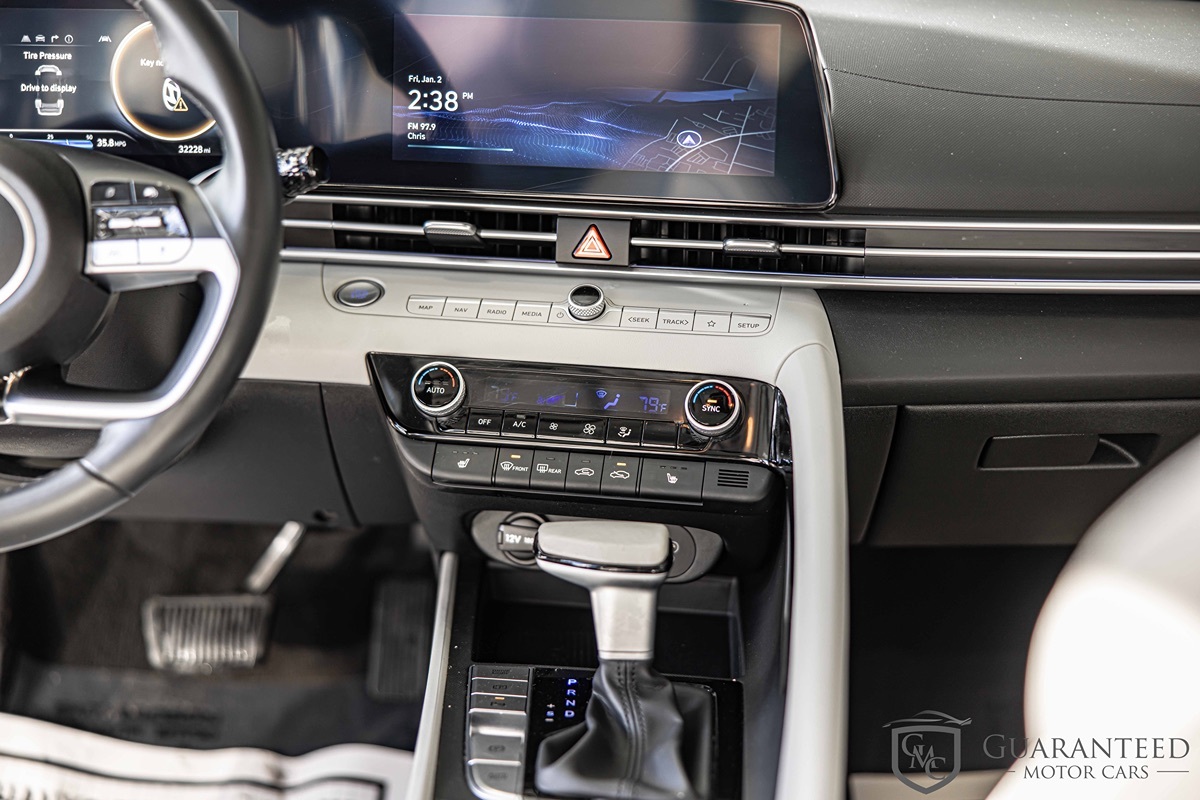 2024 HYUNDAI ELANTRA - Image 35