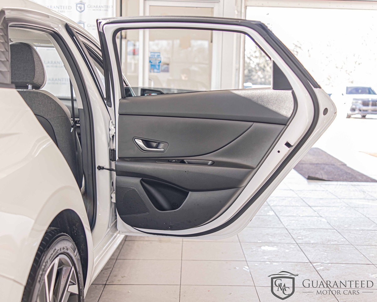 2024 HYUNDAI ELANTRA - Image 37