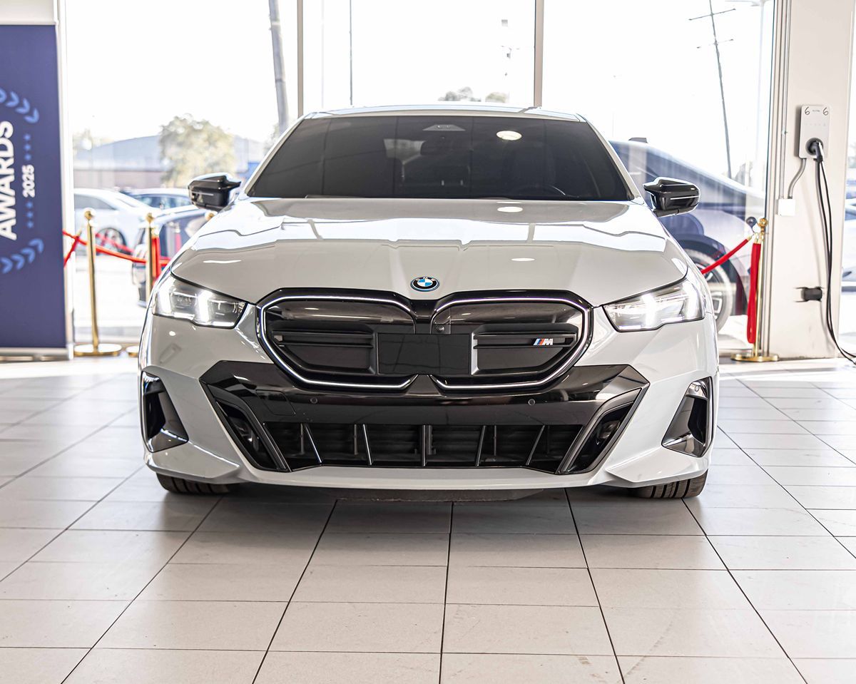 2024 Bmw i5 M60 photo 2