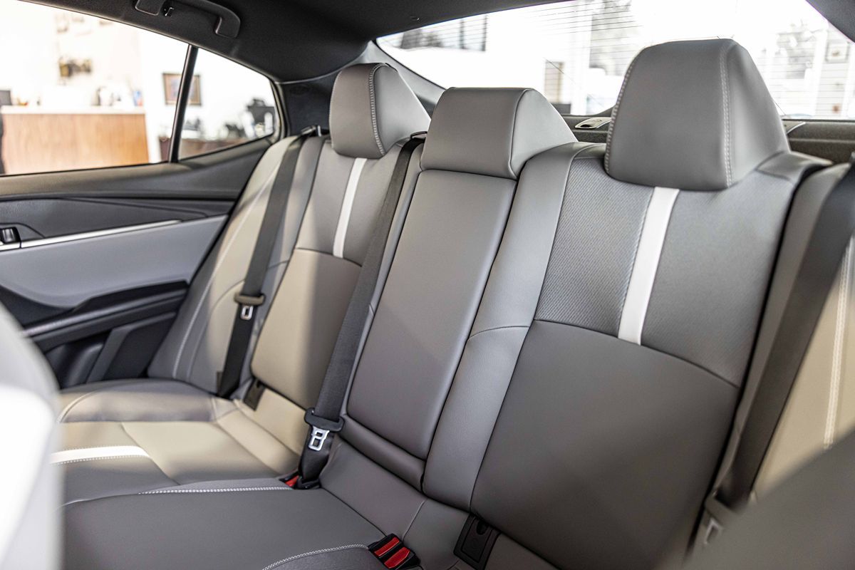 2026 TOYOTA CAMRY - Image 33