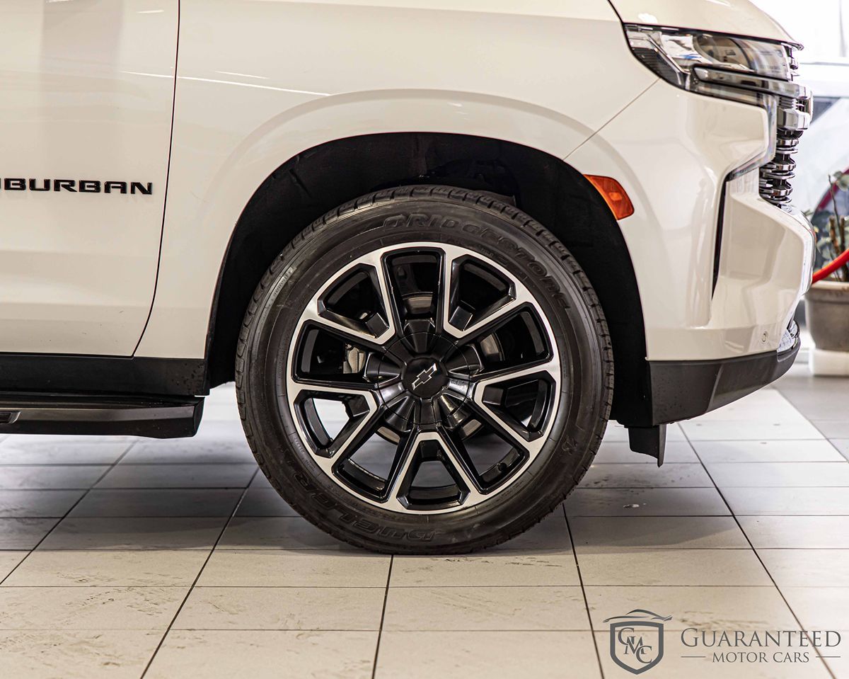 2022 CHEVROLET SUBURBAN - Image 11