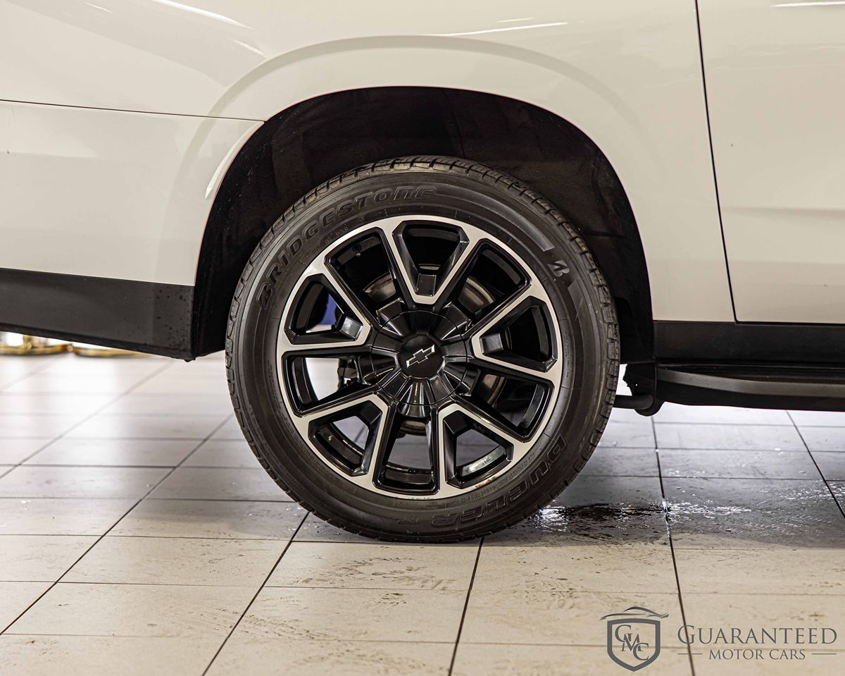 2022 CHEVROLET SUBURBAN - Image 12