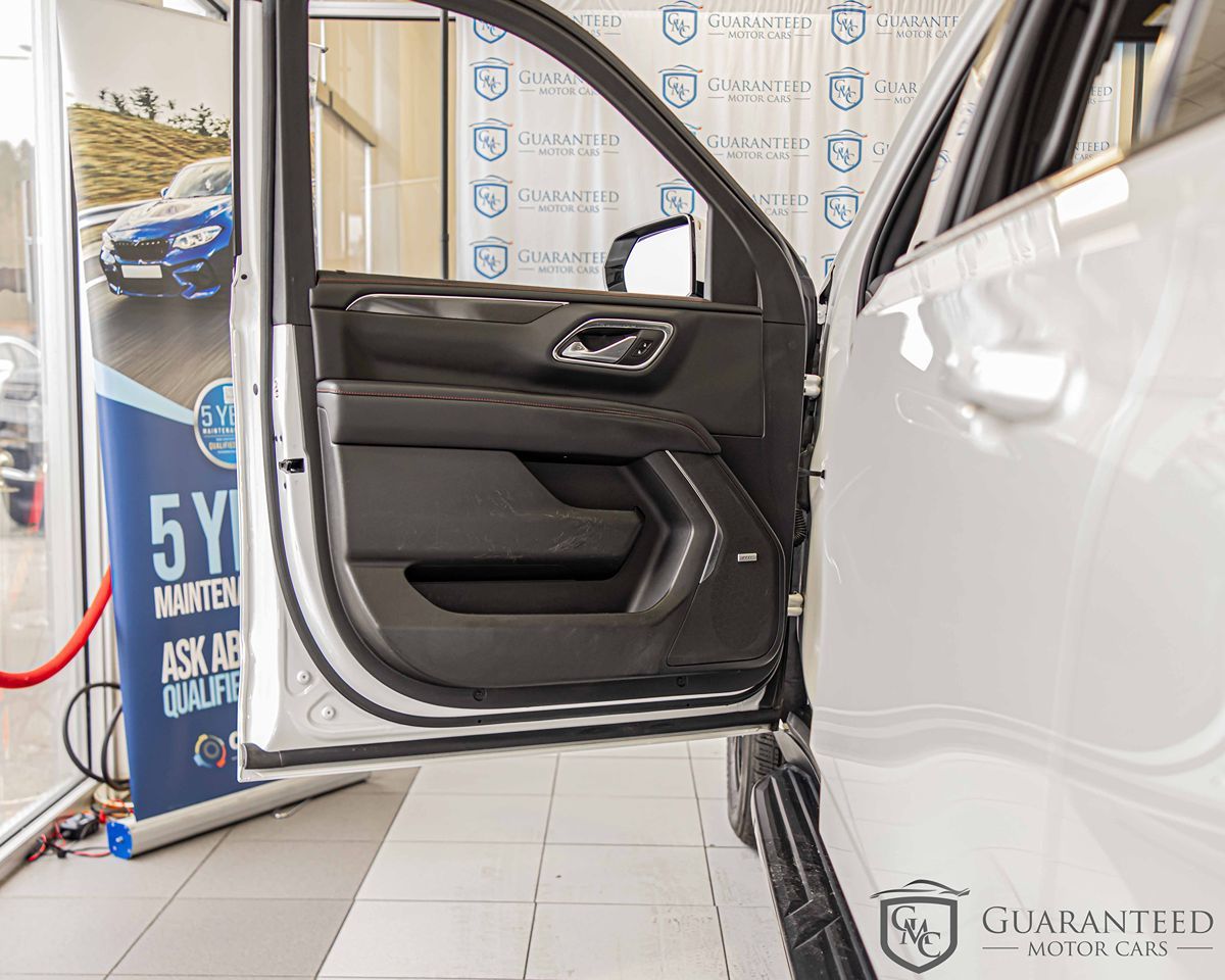 2022 CHEVROLET SUBURBAN - Image 32