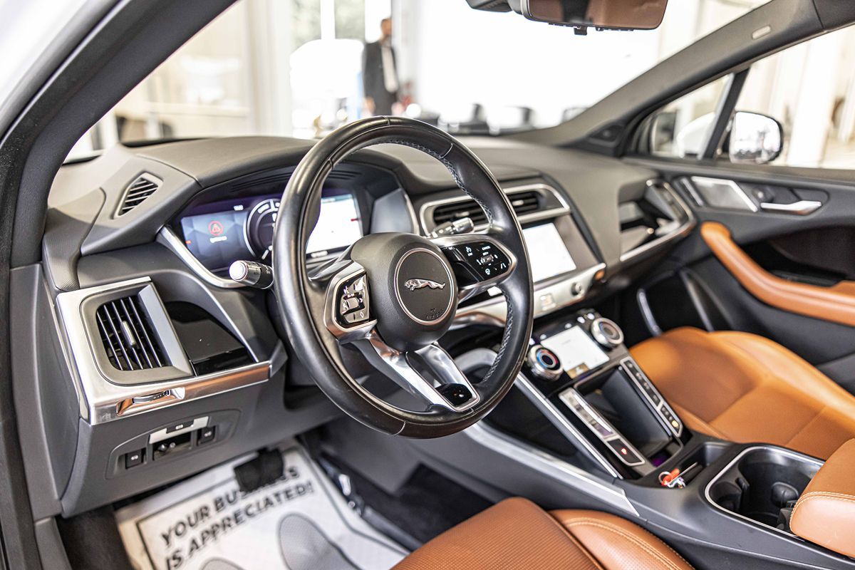2022 JAGUAR I-PACE - Image 22