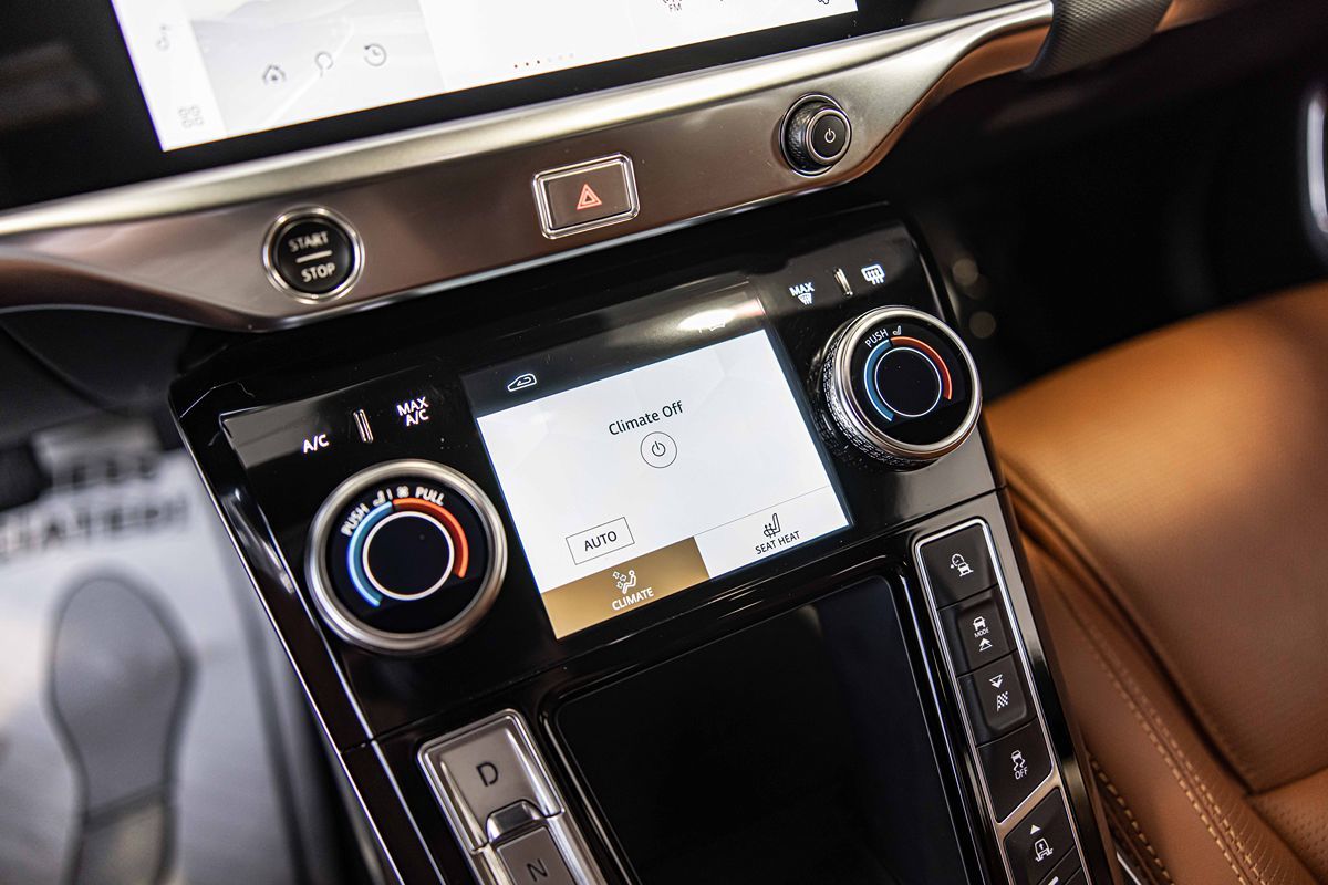 2022 JAGUAR I-PACE - Image 30