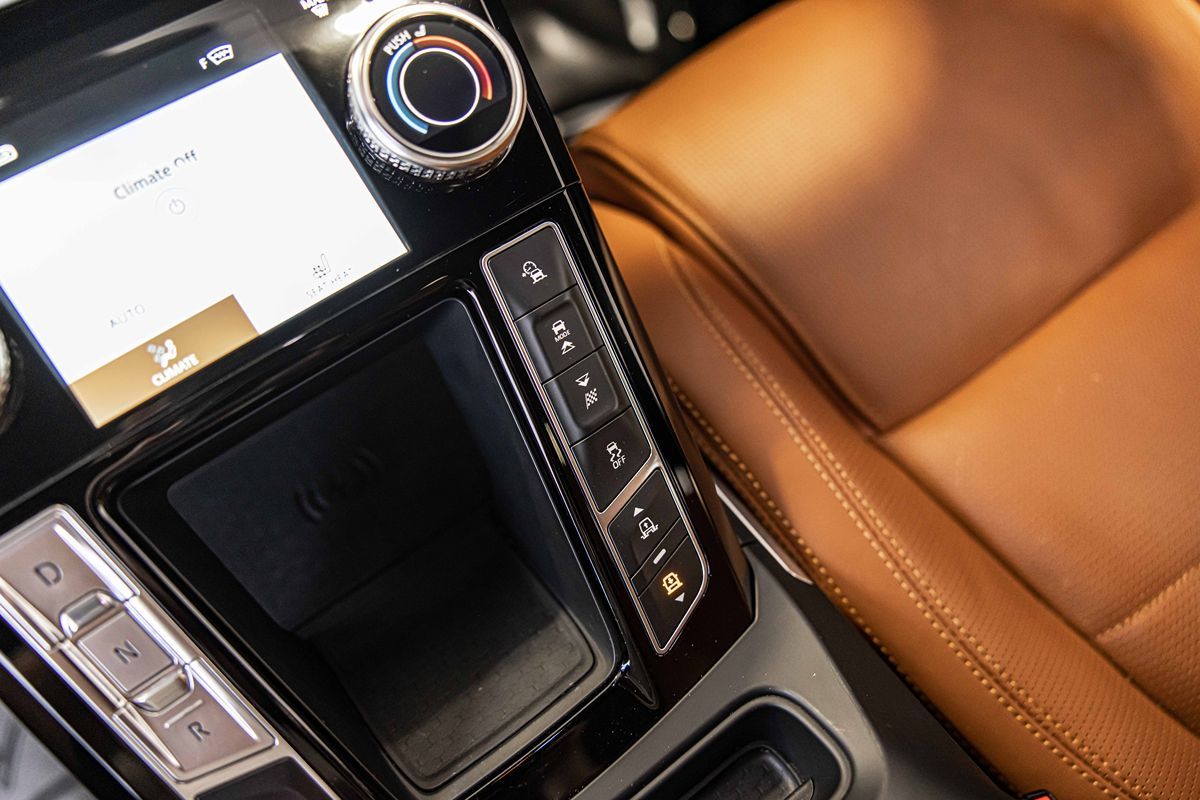 2022 JAGUAR I-PACE - Image 32