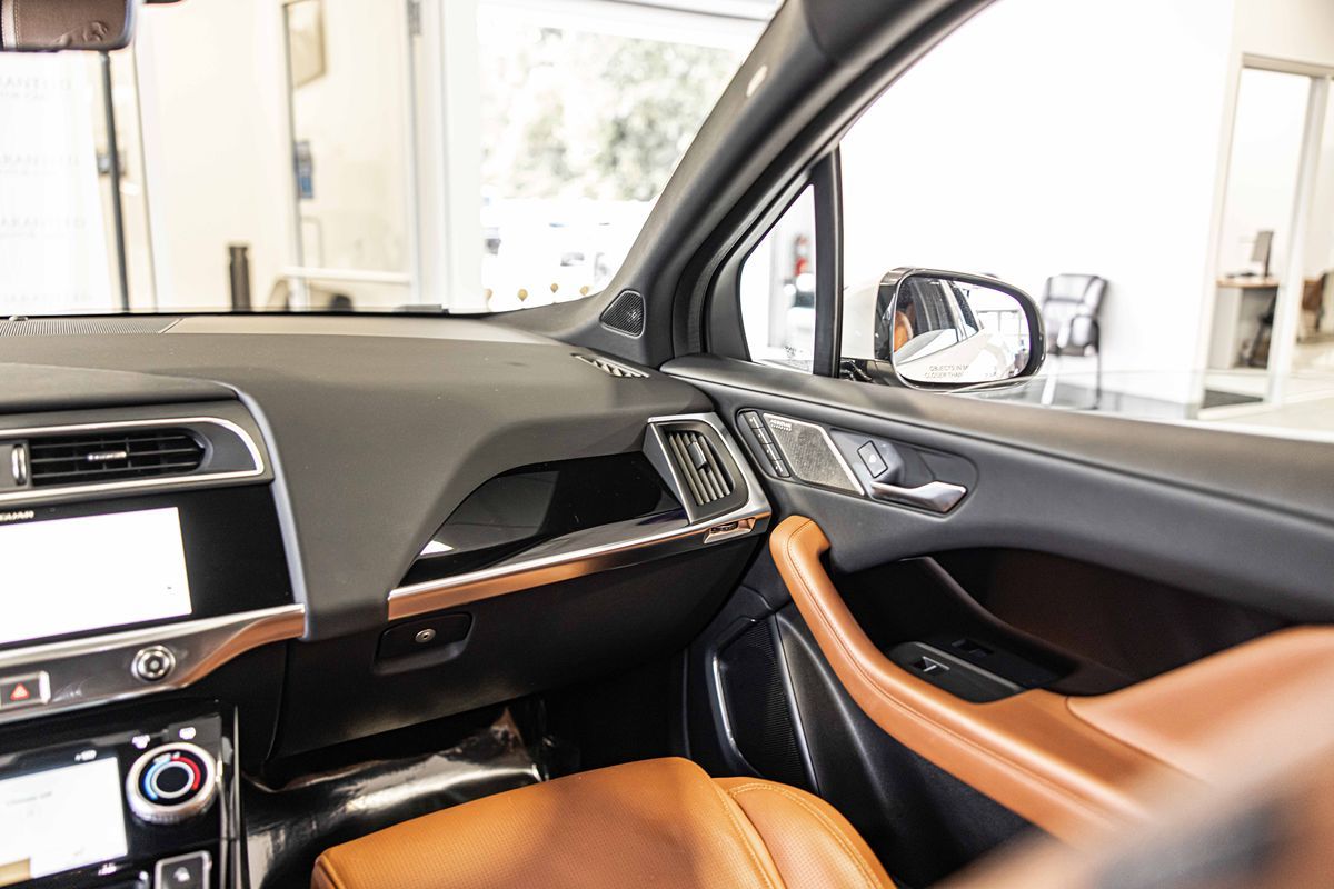 2022 JAGUAR I-PACE - Image 42