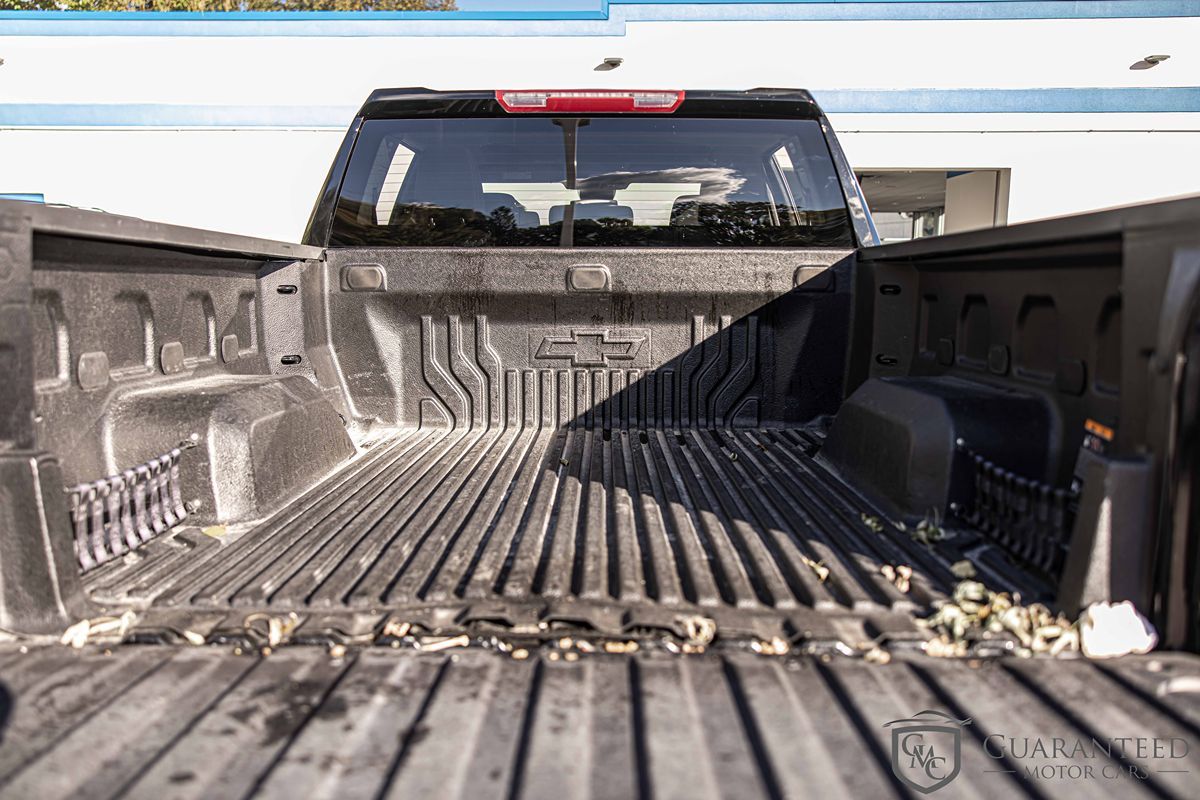 2023 CHEVROLET SILVERADO - Image 18