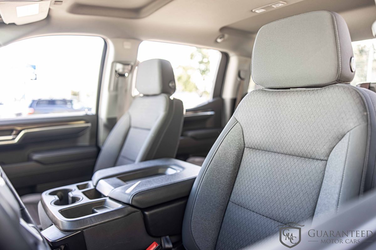 2023 CHEVROLET SILVERADO - Image 19