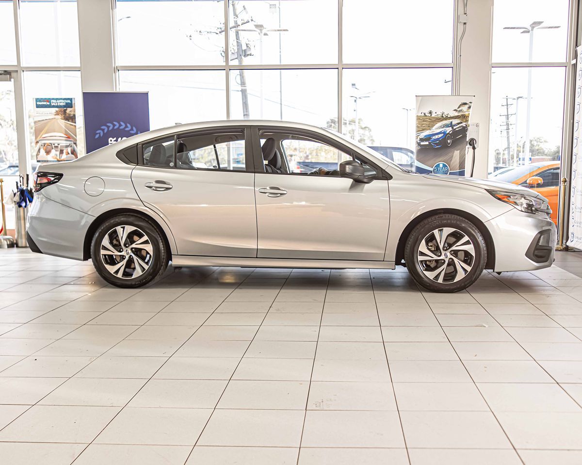 2024 SUBARU LEGACY - Image 10