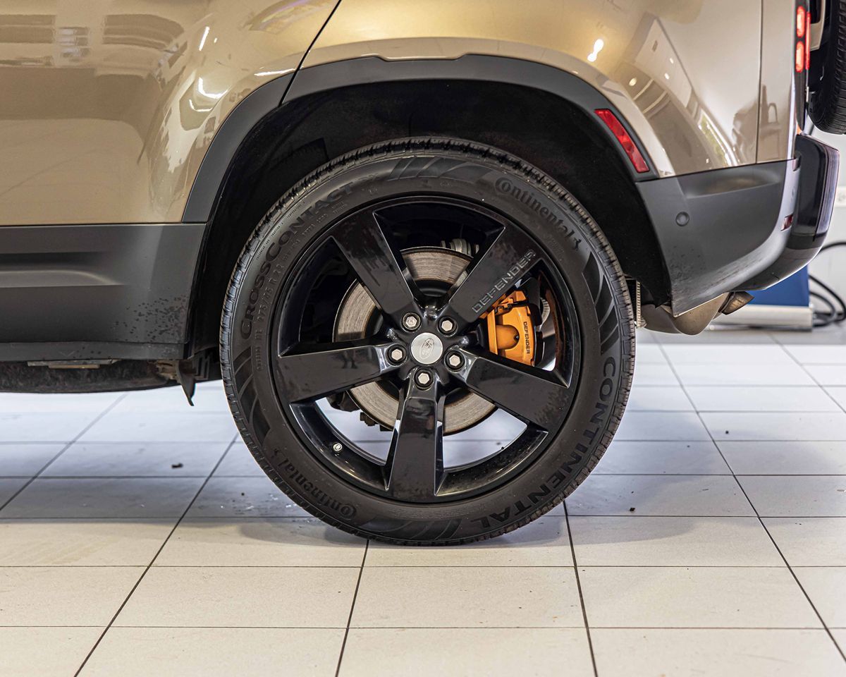 2020 LAND ROVER DEFENDER - Image 9