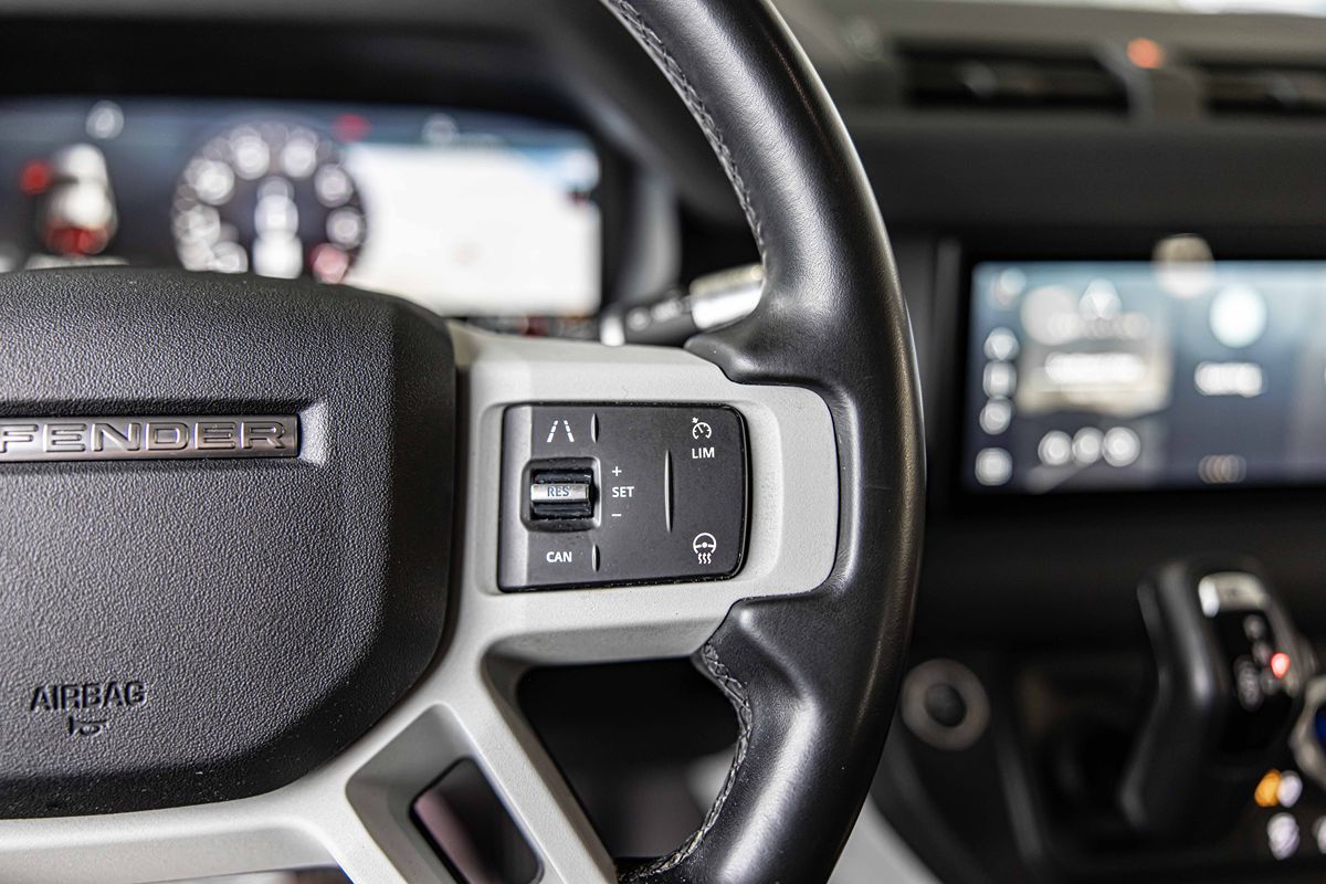 2020 LAND ROVER DEFENDER - Image 25