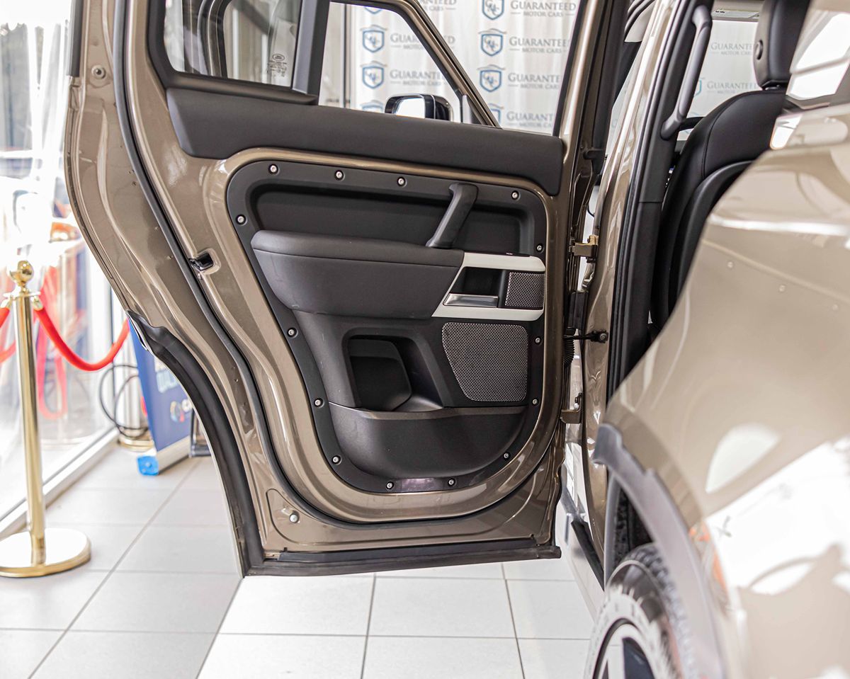 2020 LAND ROVER DEFENDER - Image 34