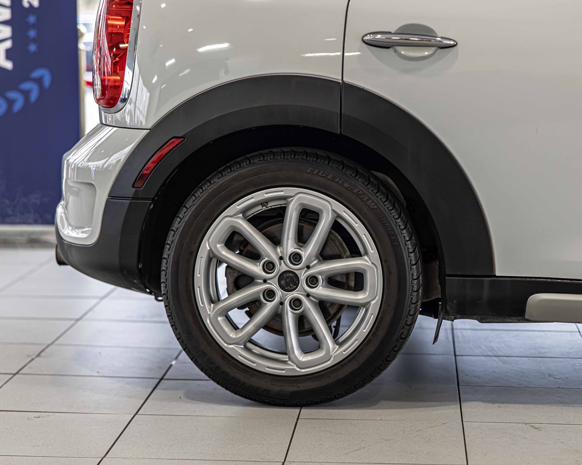 2015 MINI COUNTRYMAN - Image 12