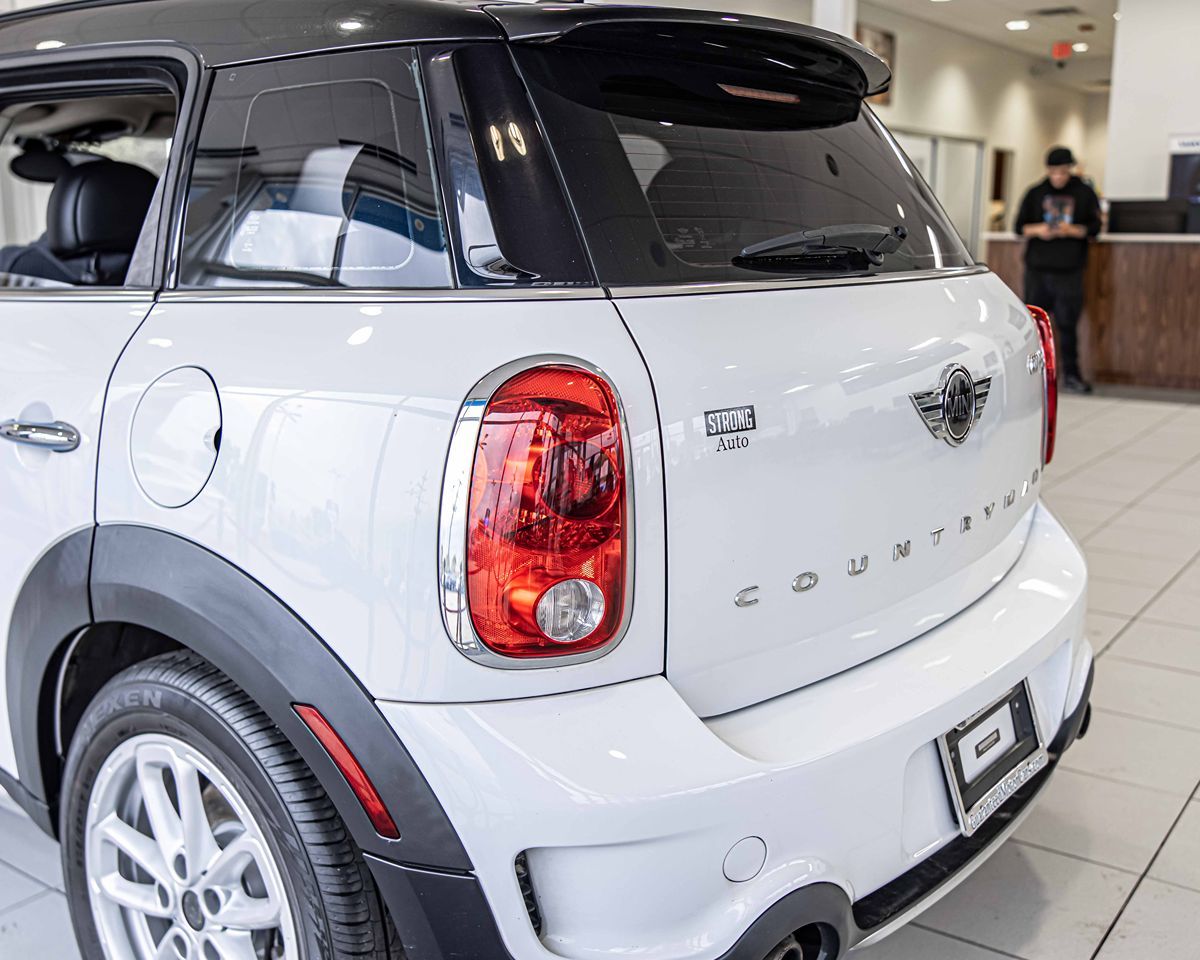 2015 MINI COUNTRYMAN - Image 15