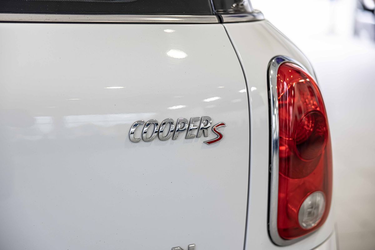 2015 MINI COUNTRYMAN - Image 16