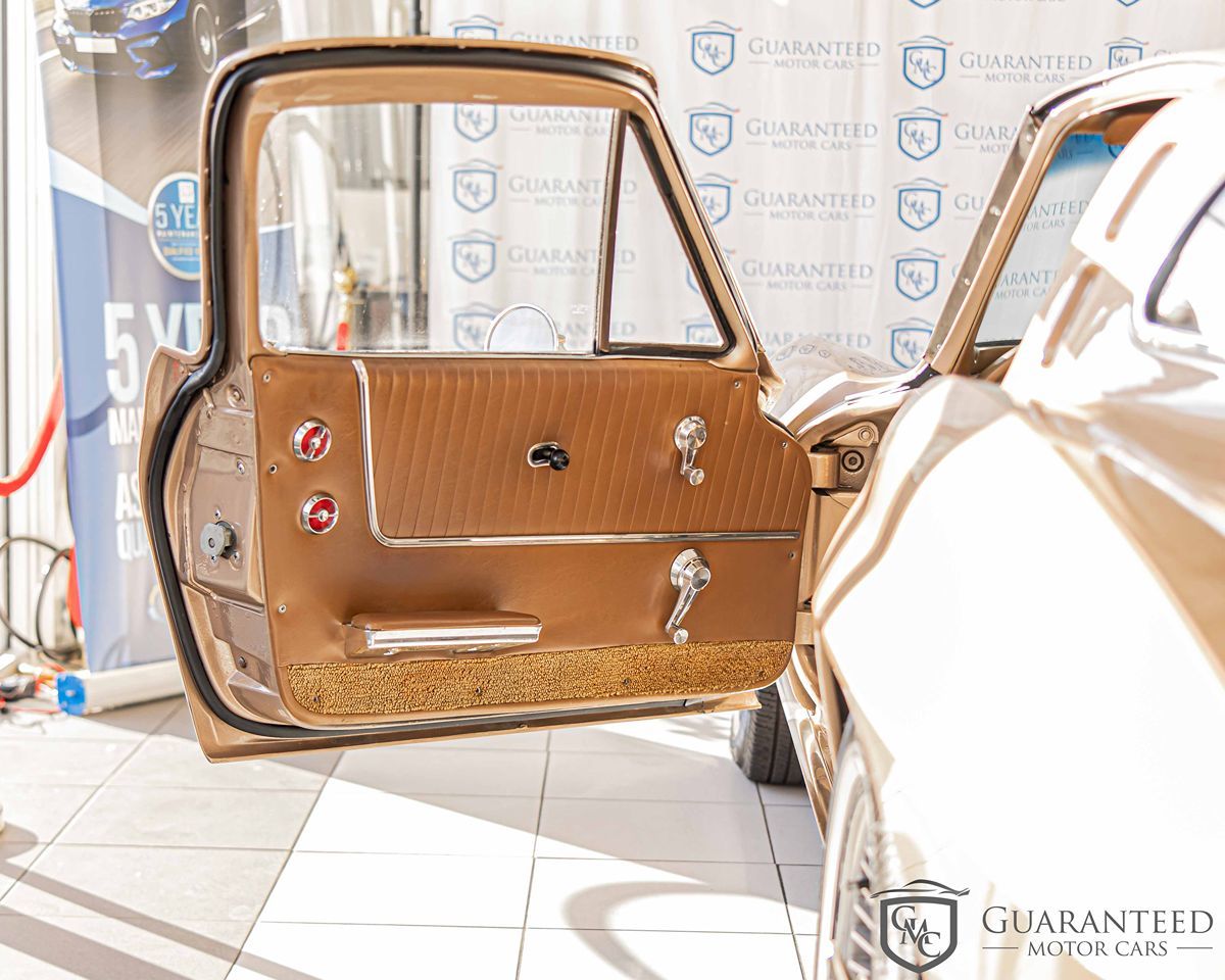 1963 CHEVROLET CORVETTE - Image 31