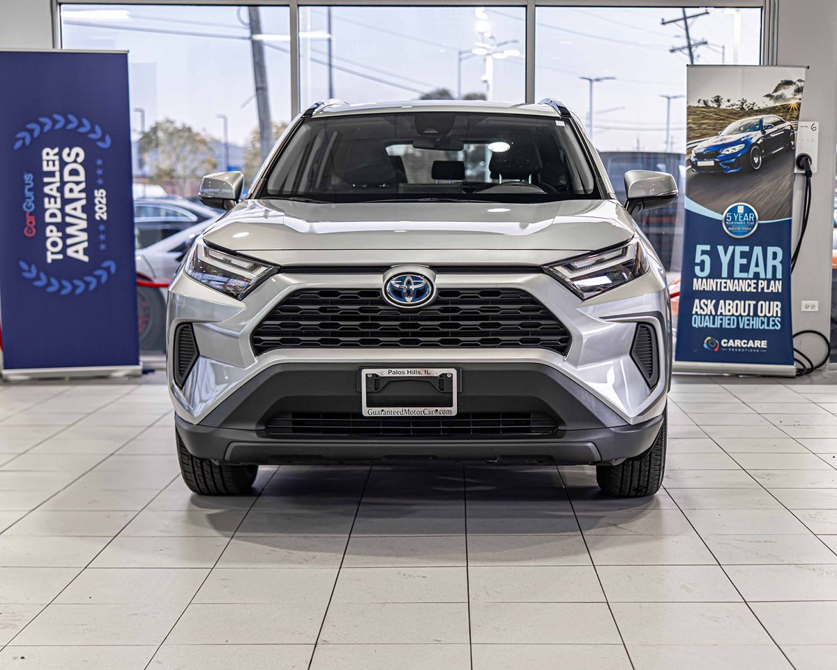 2024 TOYOTA RAV4 - Image 3