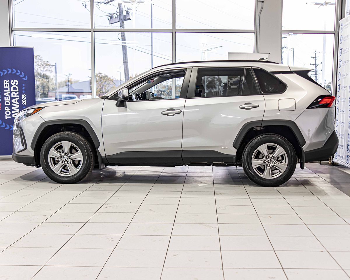 2024 TOYOTA RAV4 - Image 7