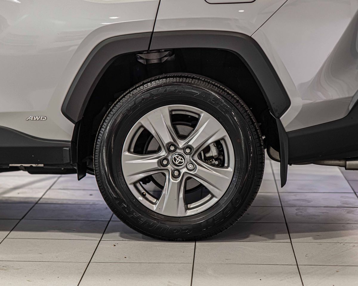 2024 TOYOTA RAV4 - Image 8