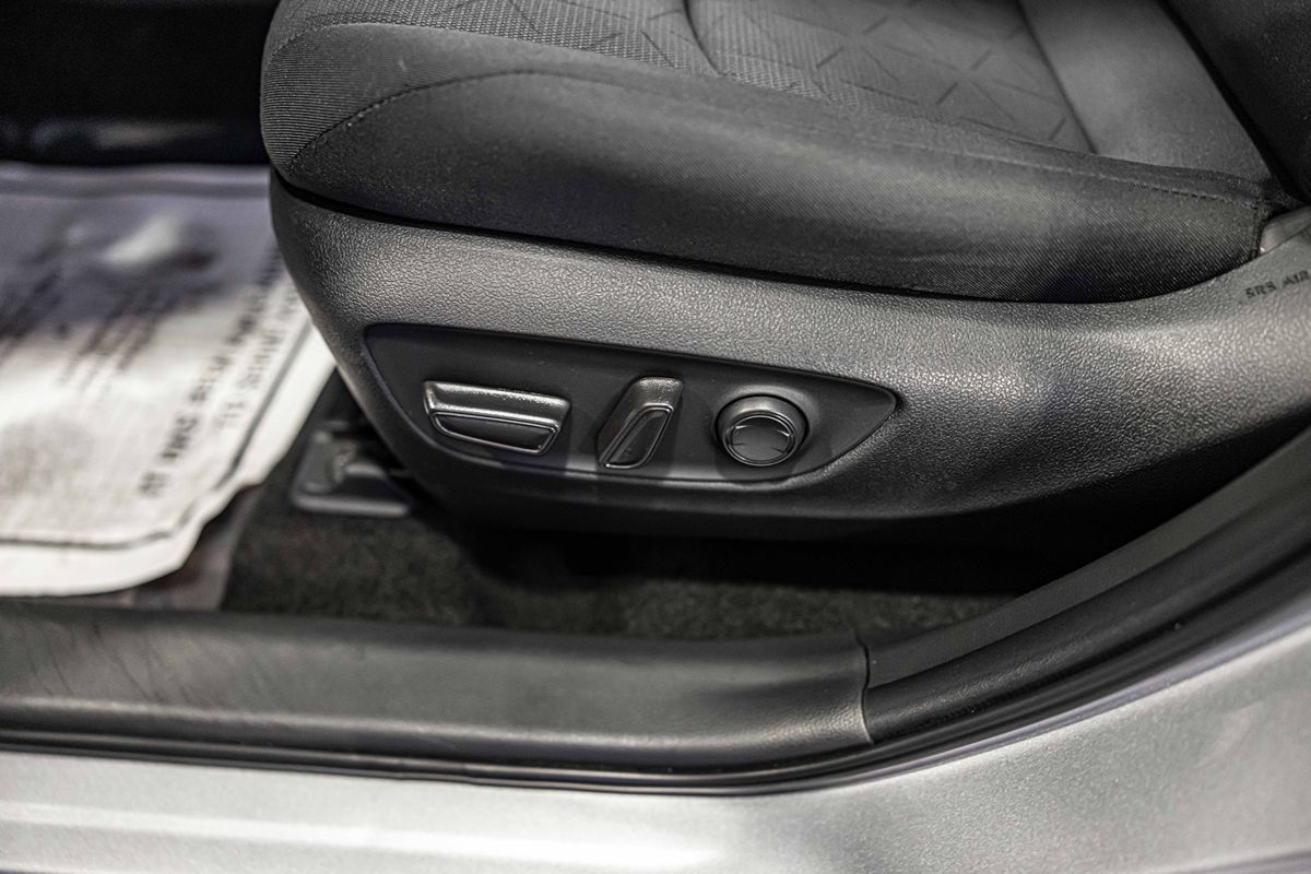 2024 TOYOTA RAV4 - Image 22